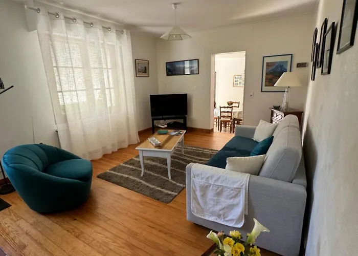 Maison A Lourdes, Avec Jardin 펜션 *